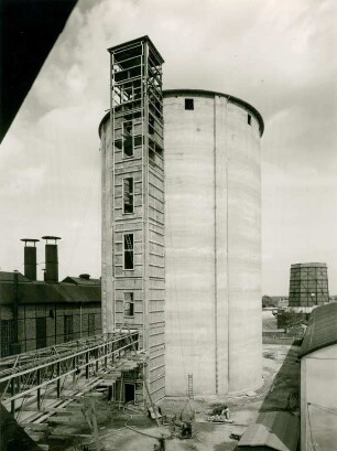 Aktien-Zuckerfabrik, 1955