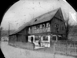 Huf-David-Haus : Steinbach. Fachwerkhaus (heute nach Totalumbau Hauptstraße 93)