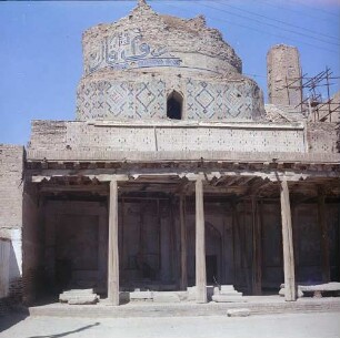 Usbekistan. Samarkand. Bibi-Chanum-Moschee. Ruine der kleinen Moschee