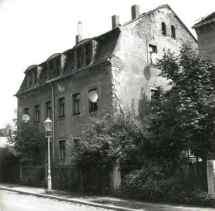 Dresden-Pieschen, Tichatschekstraße 4. Wohnhaus (um 1870)