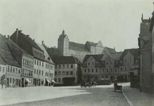 Colditz, Blick über den Marktplatz von Südwesten auf das Schloss