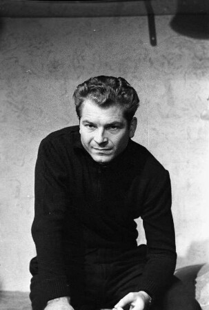 Szenenbilder aus "Die Illegalen", Drama von Günther Weisenborn. Kammerspiele (Deutsches Theater) Berlin, 20.04.1961