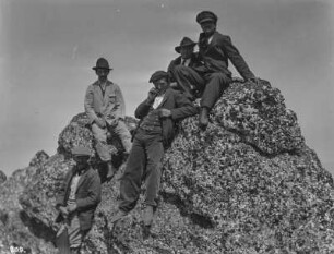 Auf dem Pico de Urbión : Gruppenporträt von fünf Männern auf dem Pico de Urbión