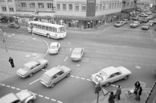 Unzureichende Ausnutzung der Kreuzung Amalienstraße/Karlstraße