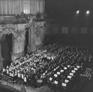 Kreuzchor bzw. Philharmonie im Zwinger
