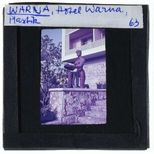 Warna, Hotel Warna