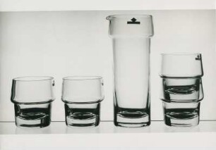 Krug "3021" und Becher "586" von Heinz H. Engler