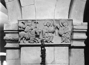 Felix- und Regula-Relief : Felix- und Regula-Relief (um 1130/1150). Zürich, Grossmünster, Mittelschiff, Nordseite, 2. Pfeiler