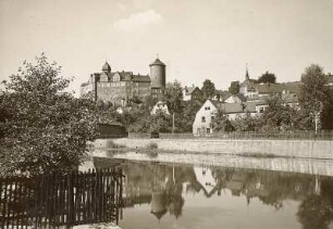 Zschopau, Blick von Süden über die Zschopau auf Schloss Wildeck
