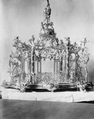 Jagdaufsatz. Jagdschloss Moritzburg : Jagdaufsatz. Silber, vergoldet (1701/1715). Moritzburg, Schloss