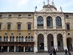 Vicenza: Palazzo Monte di Pietà