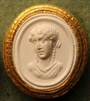 Agrippina im Halbprofil (Daktyliothek, Zweites Historisches Tausend)