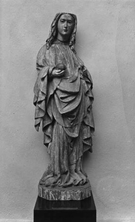 Weibliche Heiligenfigur