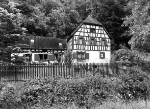 Ehem. Jungmühle; Bensheim, Mühltalstraße 111, Mühlgraben