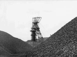 Steinkohlenbergwerk Emil-Emscher, Essen, Schachtanlage Emscher 1/2