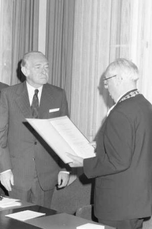 Verleihung der Ehrensenatorwürde an den Altrektor der Technischen Universität Budapest Prof. Imre Perényi