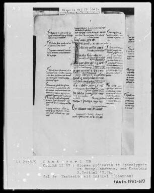 Apocalypsis et Evangelium secundum Johannem cum Glossa ordinaria — Initiale I(ohannes), Folio 3verso