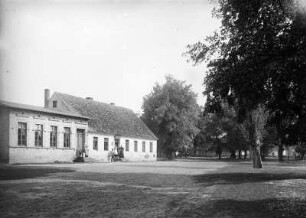Landgasthof : Dorfstraße mit Landgasthof