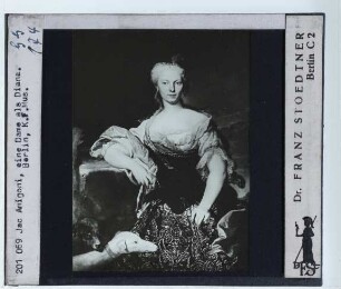 Amigoni, Bildnis einer Dame als Diana (Berlin GG 1659)