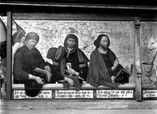 Predella im geschlossenen Zustand — Linker Flügel: die Heiligen Matthäus, Markus und Johannes der Täufer