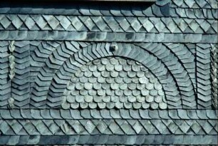 Ornament an einem Schieferhaus