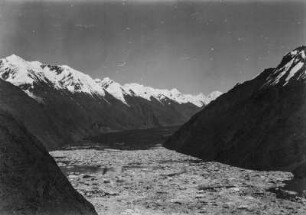 Gletscherrandsee : Vermutlich ein Gletscherrandsee mit Eisschollen im Tian Shan Hochgebirge