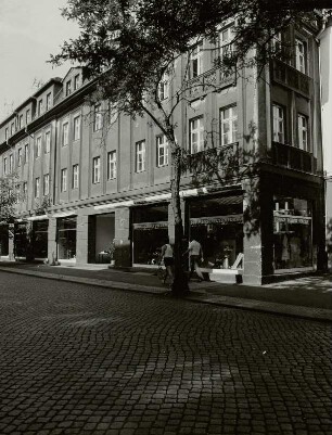 Glauchau, Wohn- und Geschäftshaus, Otto-Schimmel-Straße 21/23, erbuat um 1925, Straßenansicht