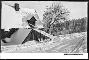 Rehefeld im Erzgebirge mit Schnee