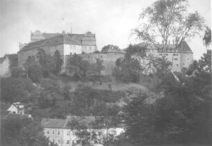 Bautzen. Burgberg. Blick vom Protschenberg nach Süden gegen Ortenburg und Fronfeste mit Burgwasserturm
