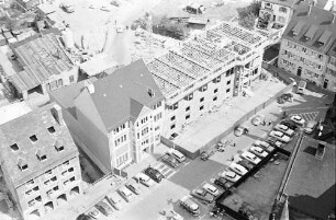 Freiburg: Stadtbibliothek im Bau, von Turmspitze