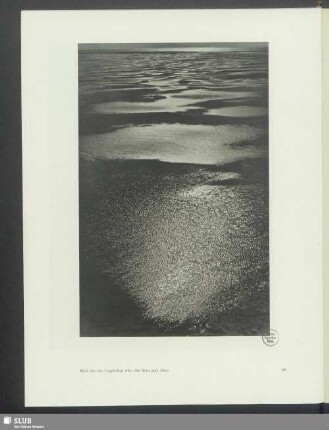 Blick aus der Vogelschau über das Watt aufs Meer