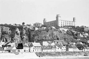 Bratislava, Pressburg: Burgruine vom Wasser