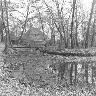Pomßen (72059340). Schlosspark. Blick zum Kavaliershaus