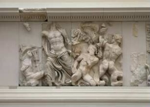 Pergamonaltar, Ostfries - Ausschnitt: Zeus-Gruppe