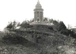 Burschenschaftsdenkmal : Burschenschaftsdenkmal (1902; W. Kreis). Eisenach, Göpelskuppe