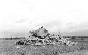 Markersdorf-Gersdorf. Reste der gesprengten Holländermühle