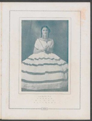 [Fotografía de] Señorita Estela Risso Villegas
