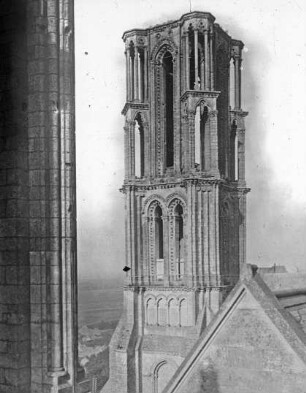 Laon, Kathedrale Notre-Dame, Turm der Westfassade