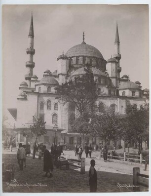 Fatih-Moschee (Eroberer-Moschee), Istanbul: Außenansicht, Südostseite