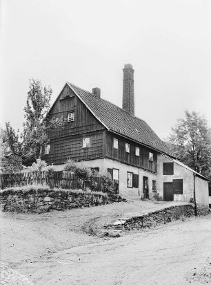 Schneeberg-Neustädtel, Bergschmiede der Fundgrube Weißer Hirsch. Ansicht von der Straße