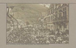 Aufstellung des Festzuges vor dem Amtshaus