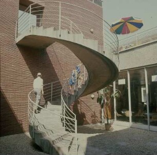 Dresden. Gaststätte "Wallterrasse", Aufgang zur Terrasse