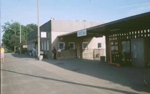 Schwedt Empfangsgebäude Bahnhofsvorplatz Reisende