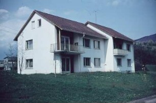 Schwarzwald. Neugebautes Doppelhaus