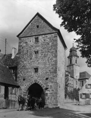 Gerabronn. Stadttor (1401/1500). Feldseite