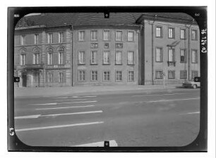 Berlin-Mitte, Molkenmarkt 1/3. Palais Schwerin (ehem. Ministerium für Kultur der DDR, 1690, Umbau 1704; wohl J. de Bodt, Umbau 1936-1942). Straßenfront