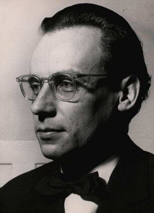 Generalmusikdirektor Heinz Wallberg