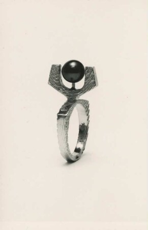 Ring von Albert Sous