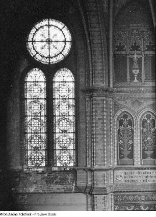 Leipzig-Lindenau. Nathanaelkirche. Innenansicht, Chorfenster