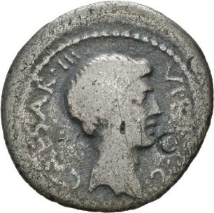 Denar des Octavian mit Darstellung eines curulischen Stuhls